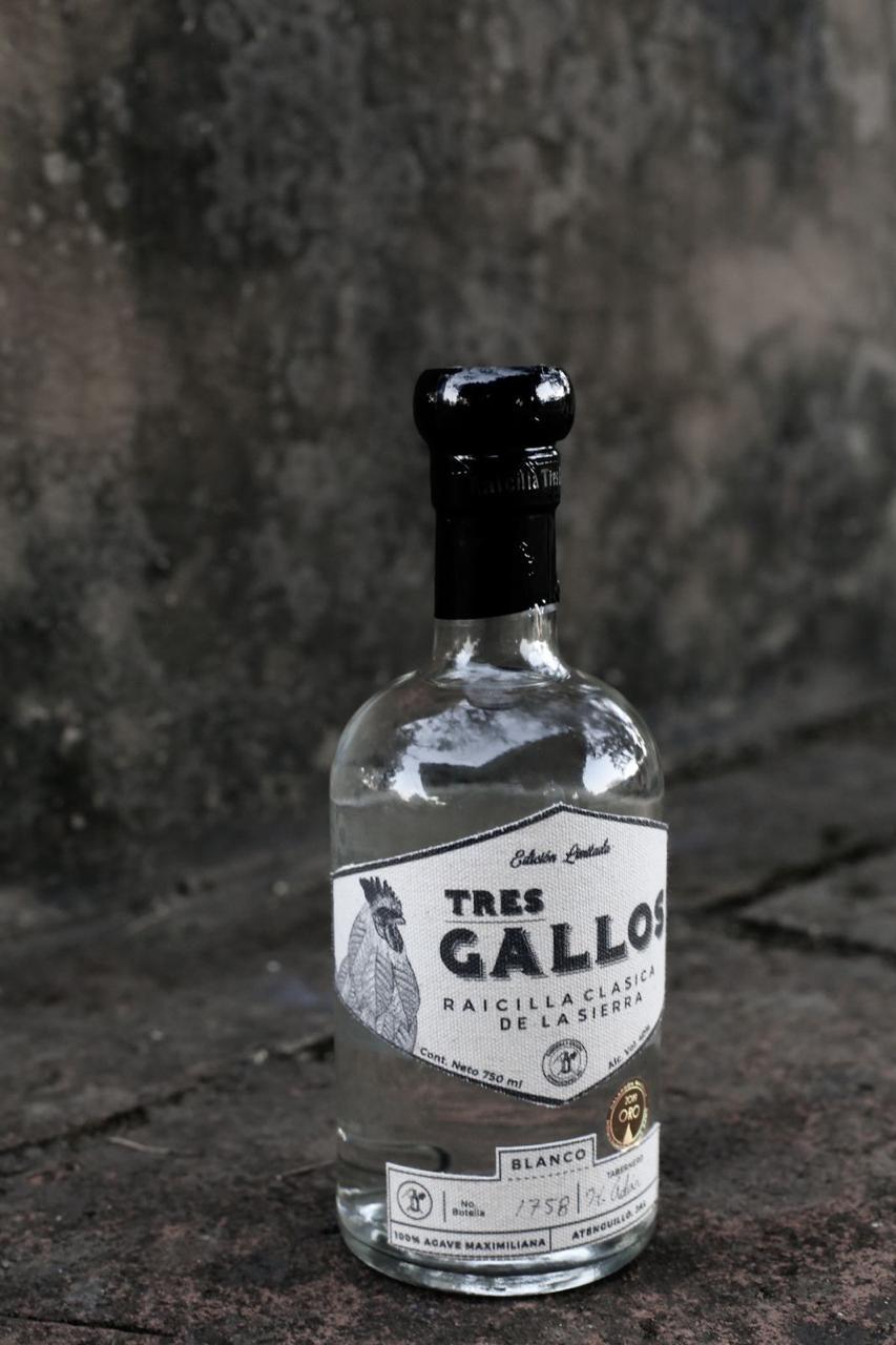 RAICILLA TRES GALLOS 750 ML™