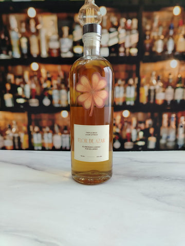 TRIPLE SECO FLOR DE AZAR  750 ML™